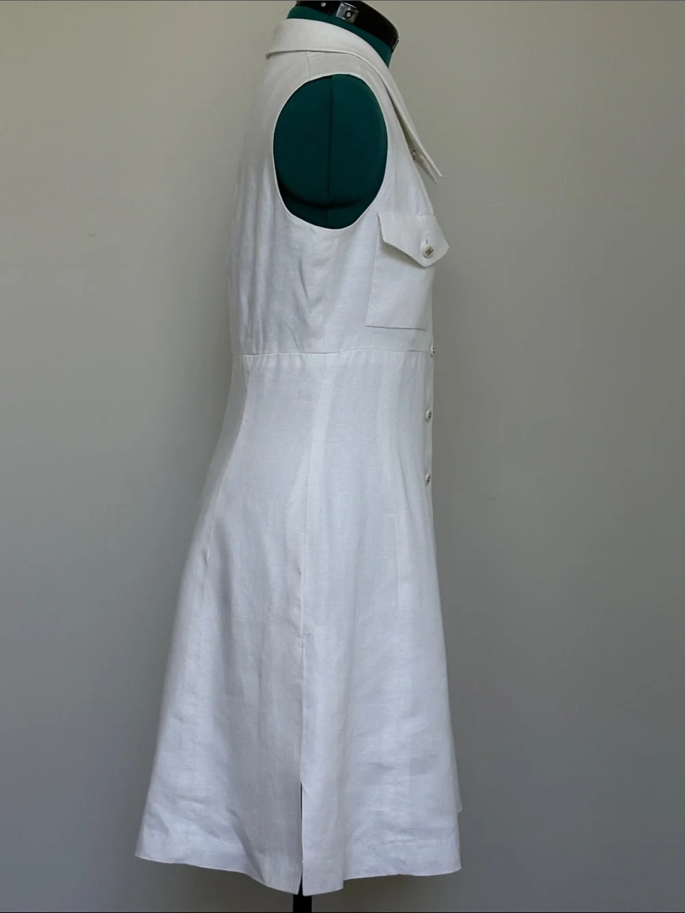 CHANEL Vintage White Sleeveless Dress - Spring 1995